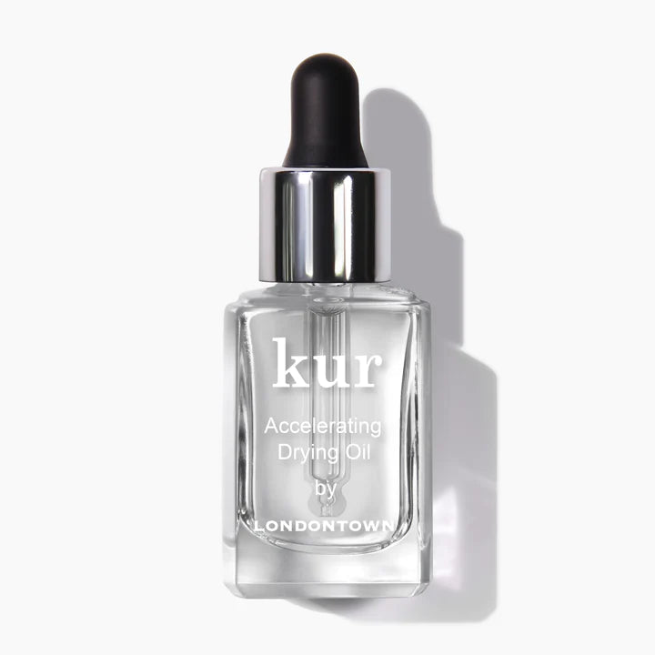 Accelerating Drying Oil One-drop wonder for a fast-drying, flawless manicure